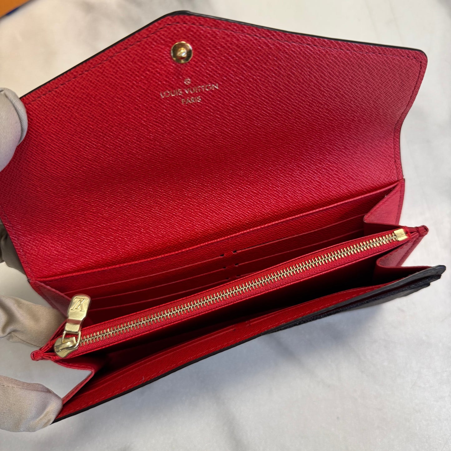 Louis Vuitton Sarah Wallet Poppy Monogram