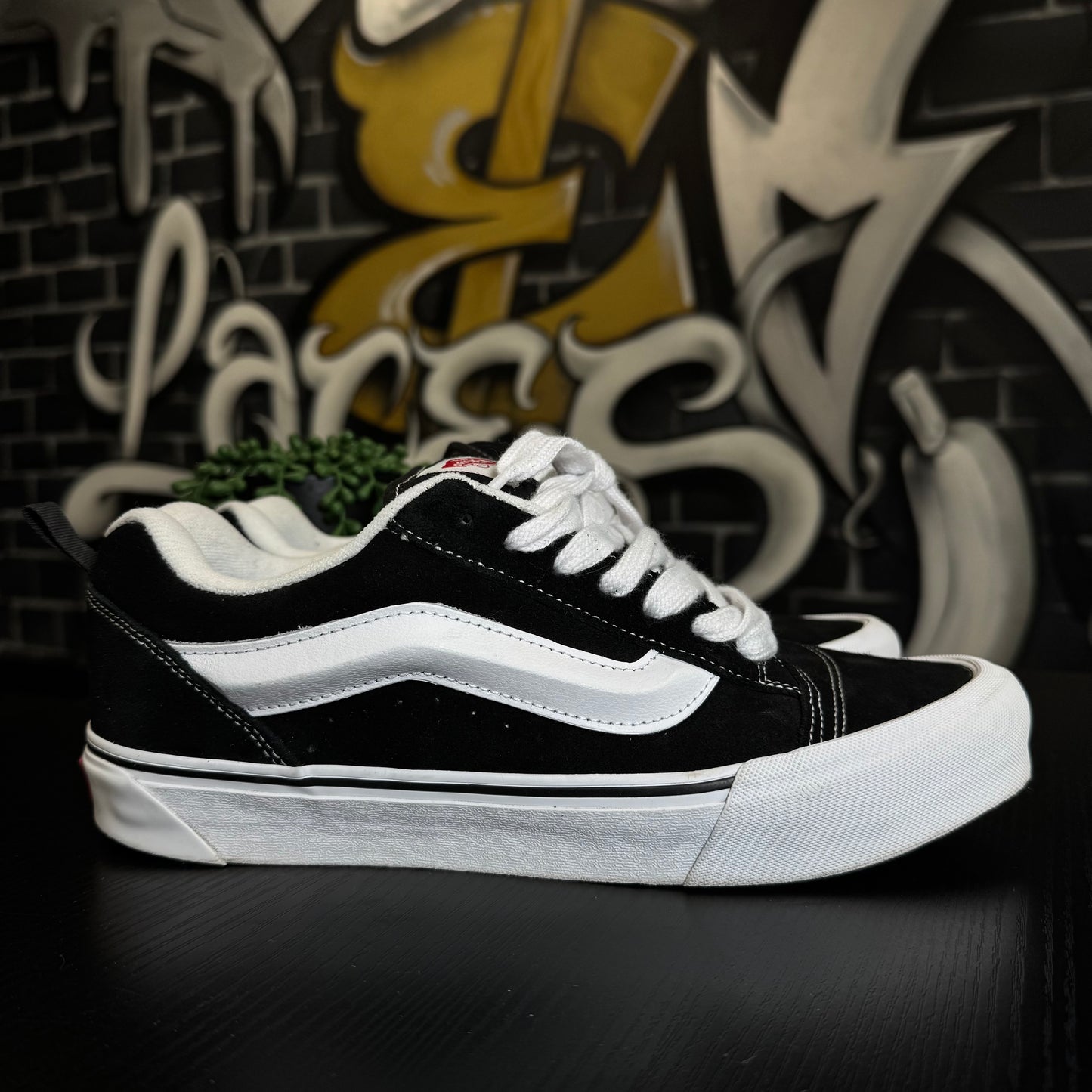 Vans Knu Skool
