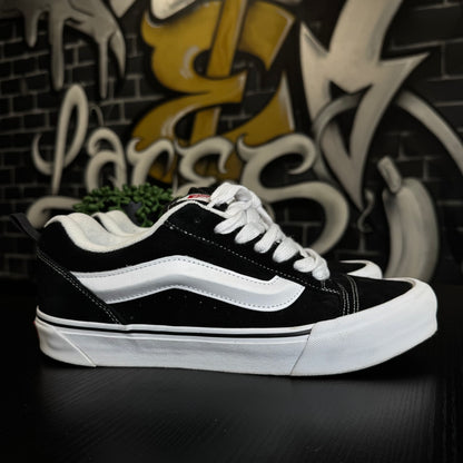 Vans Knu Skool