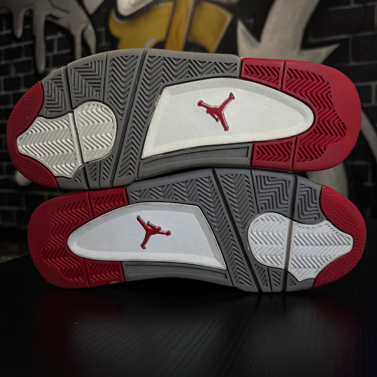 Jordan 4 Bred (2012)