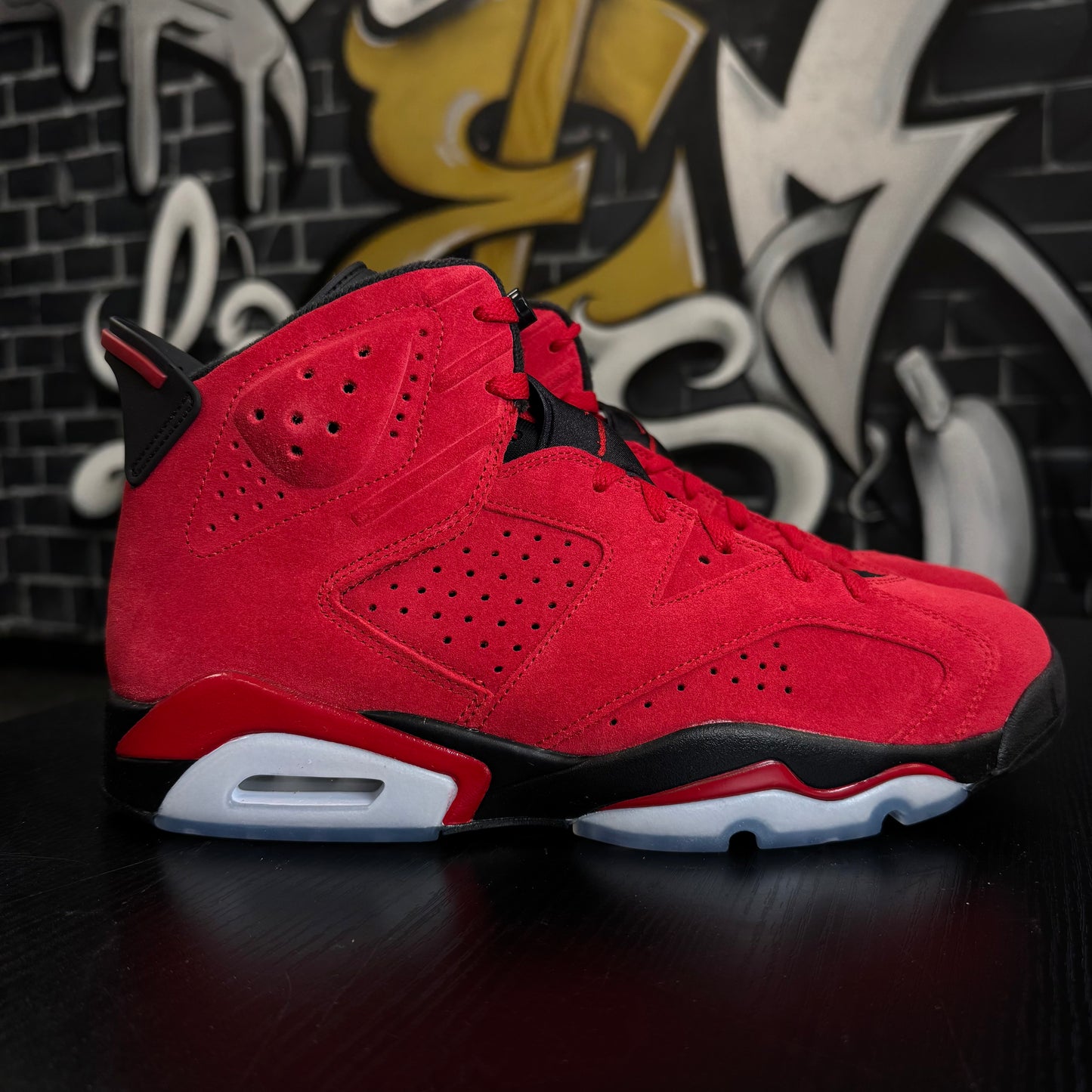 Jordan 6 Toro Bravo
