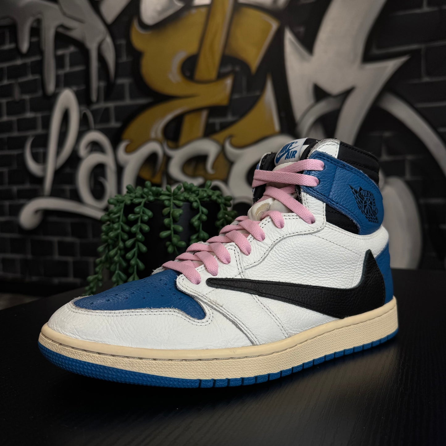 Jordan 1 High SP Travis Scott Fragment