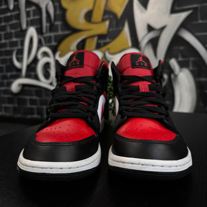 Jordan 1 Mid Fire Red