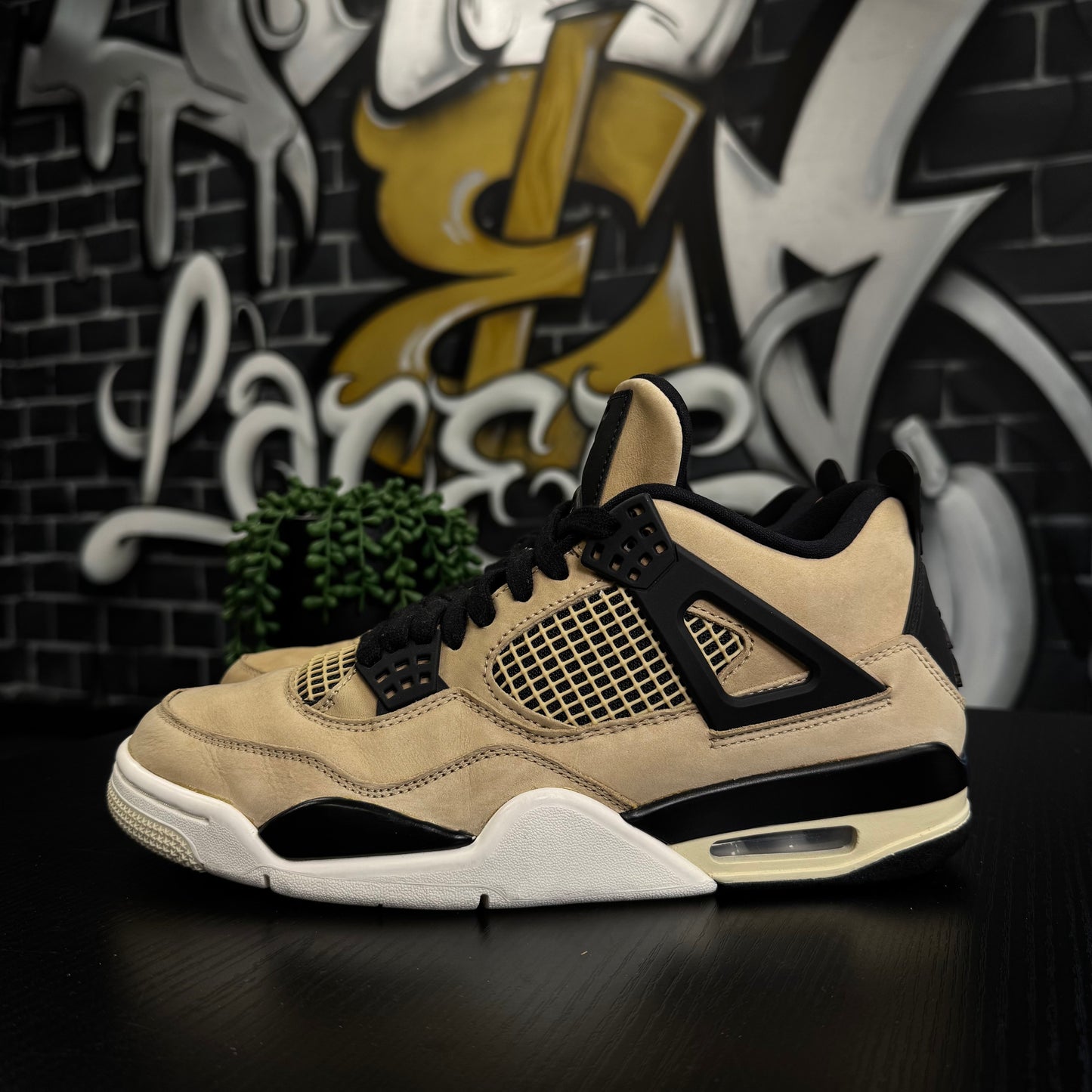 Jordan 4 Fossil