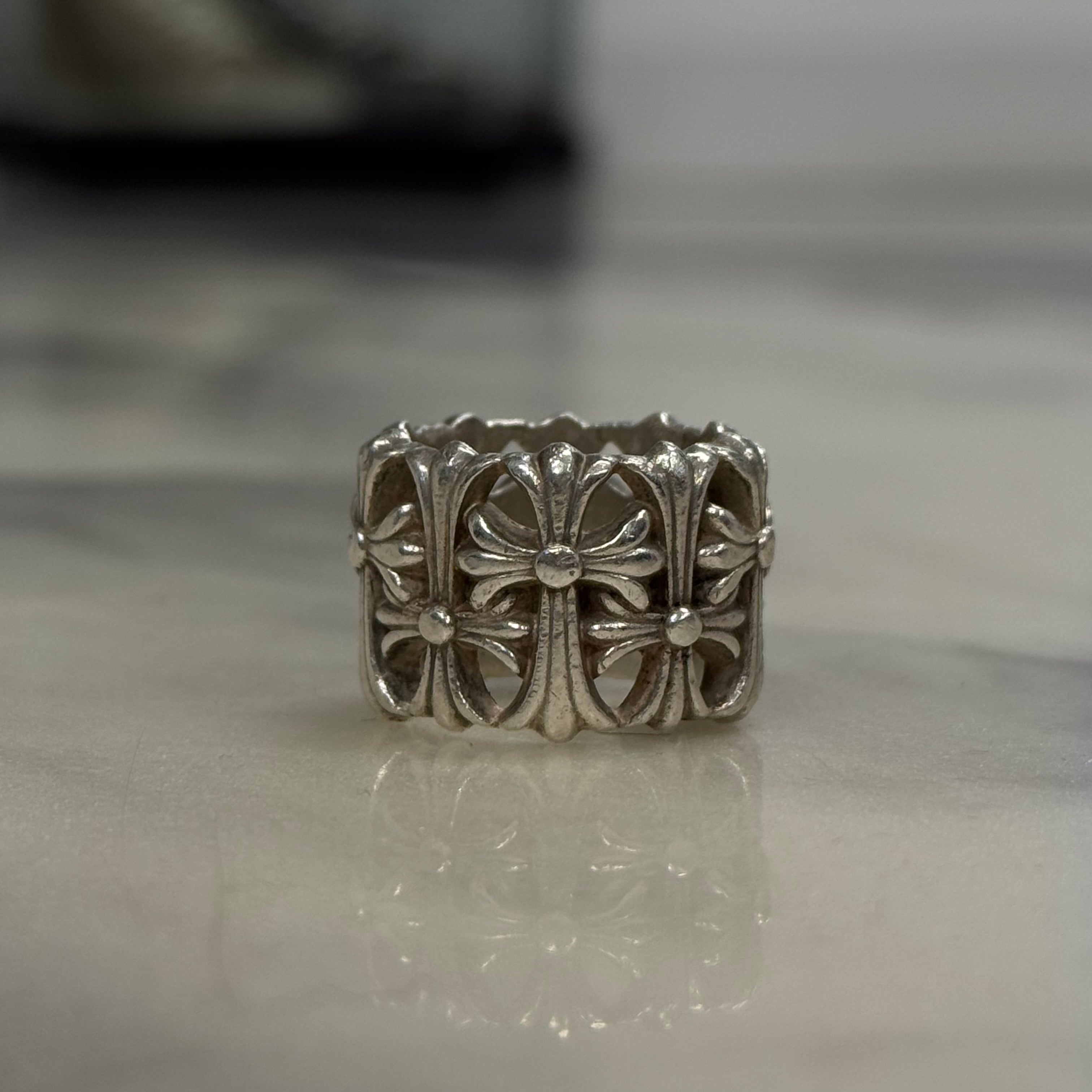 Chrome Hearts Cemetery Ring – Lines & Laces