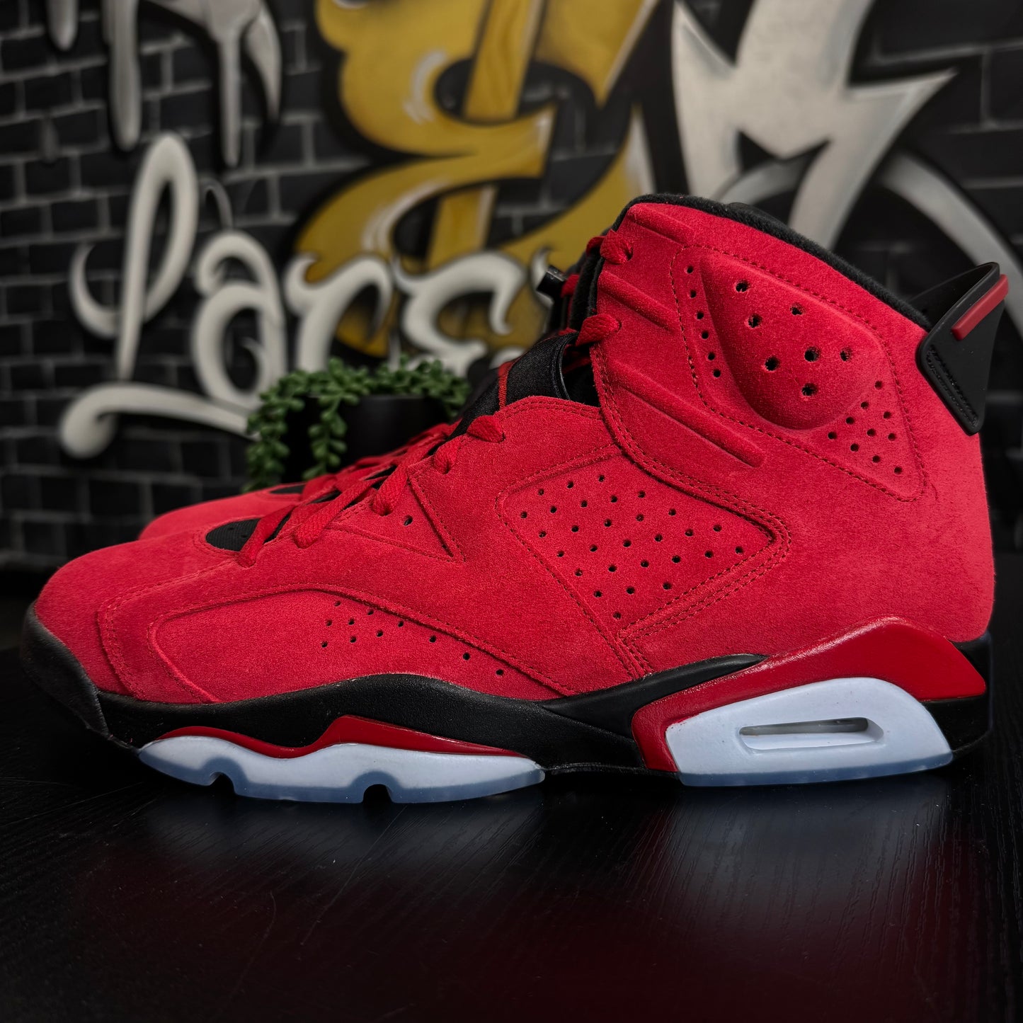 Jordan 6 Toro Bravo