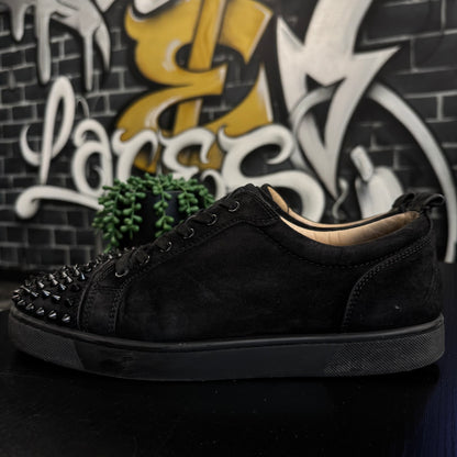Louboutin Louis Junior Spikes Low Suede Black