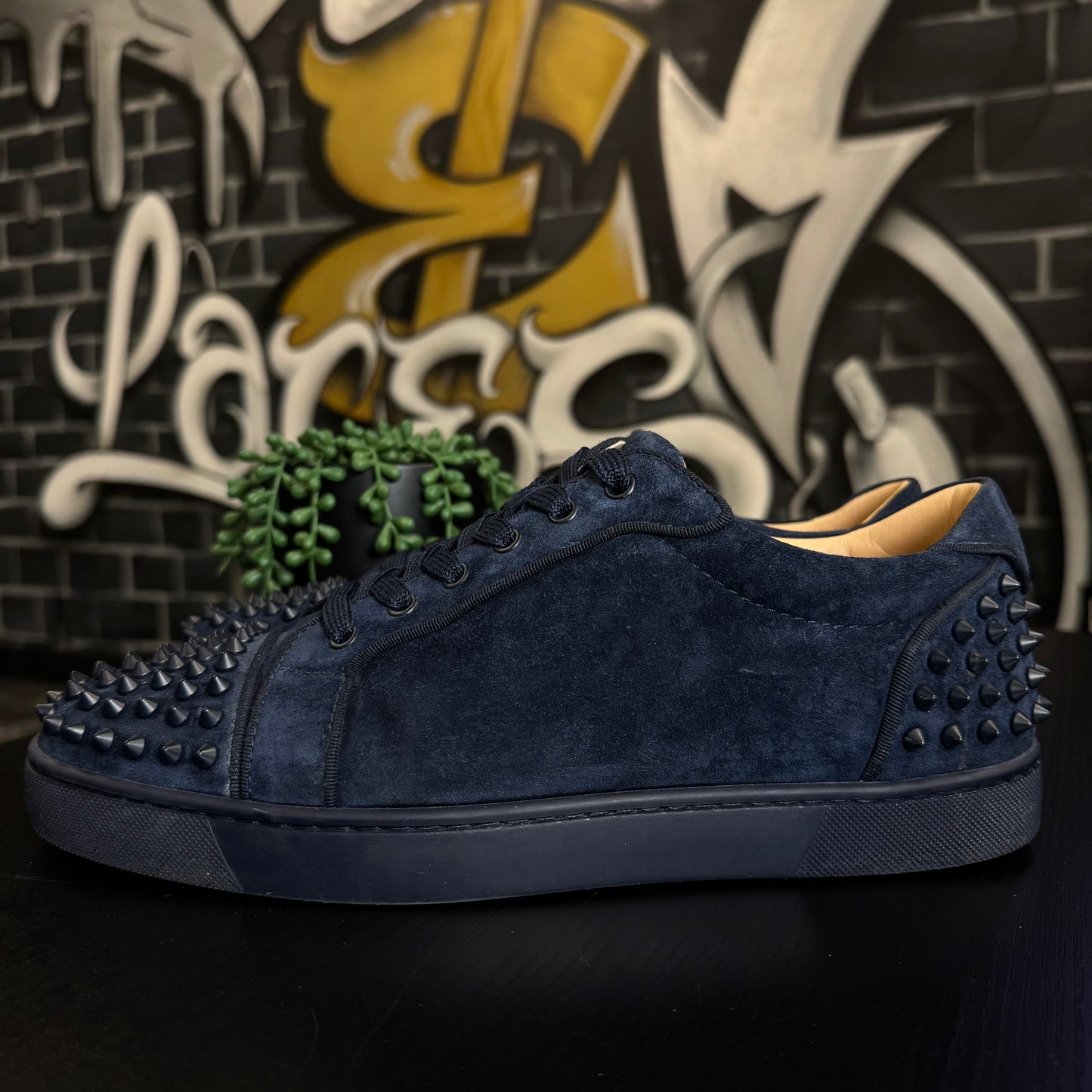 Louboutin Louis Junior Spikes Low Suede Navy
