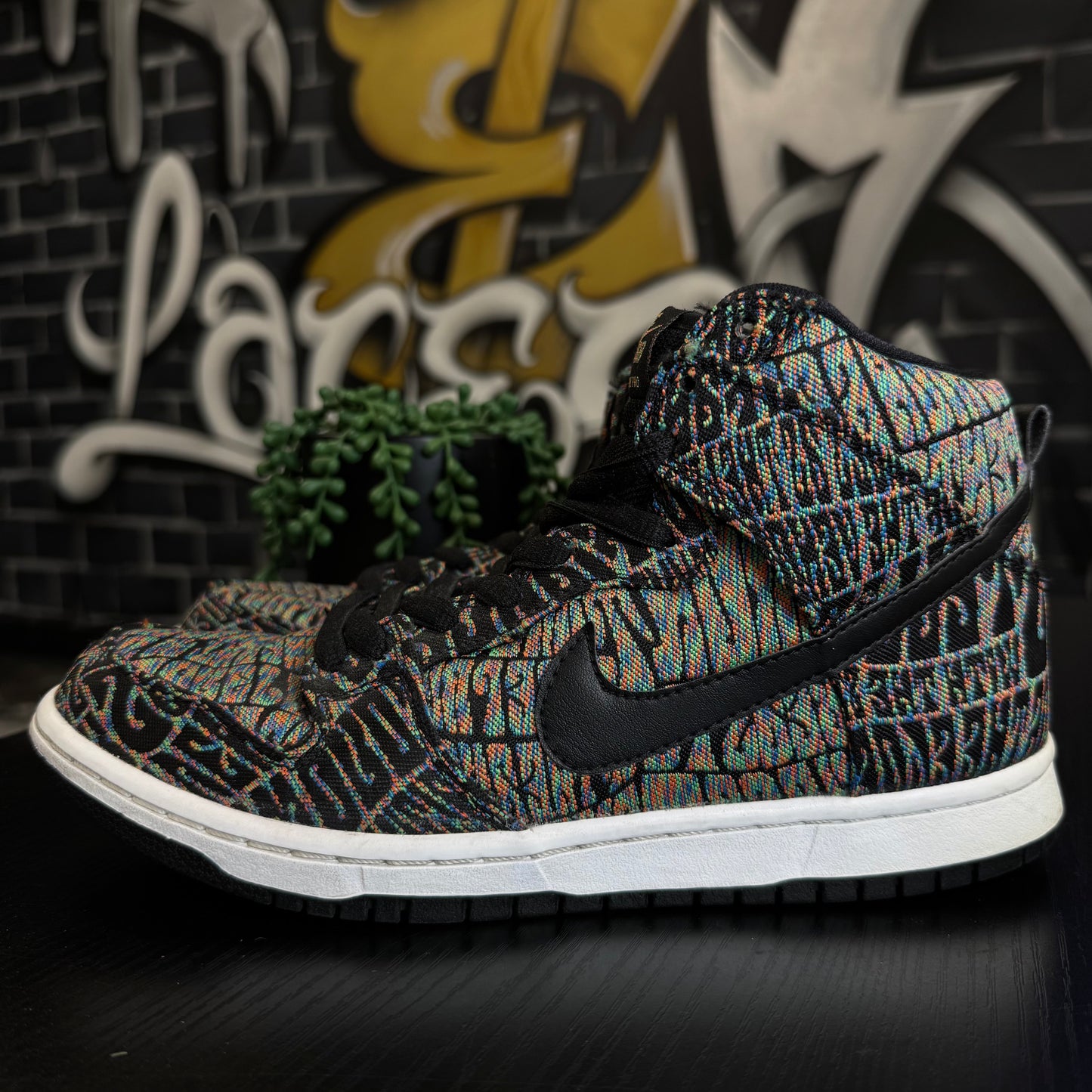 Nike SB Dunk High Tripper