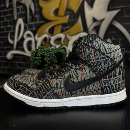 Nike SB Dunk High Tripper