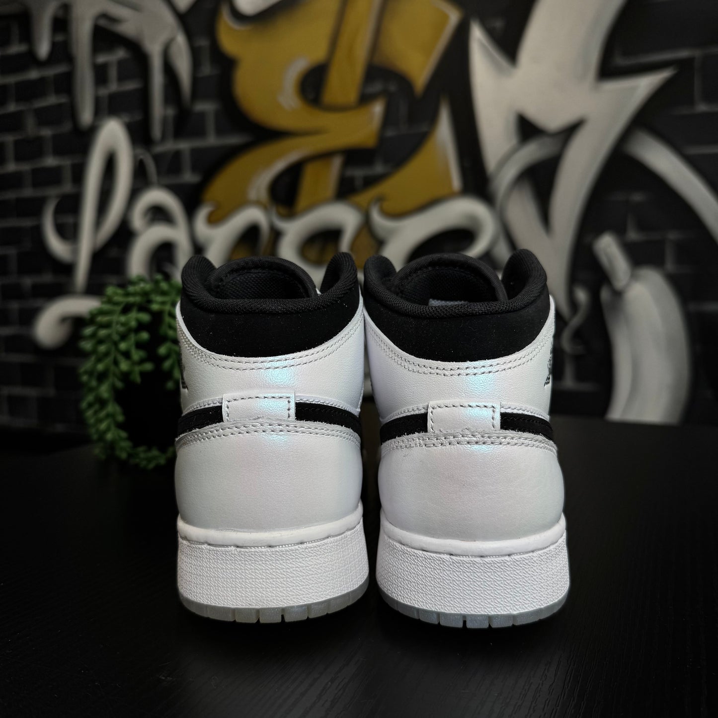 Jordan 1 Mid Diamond Shorts