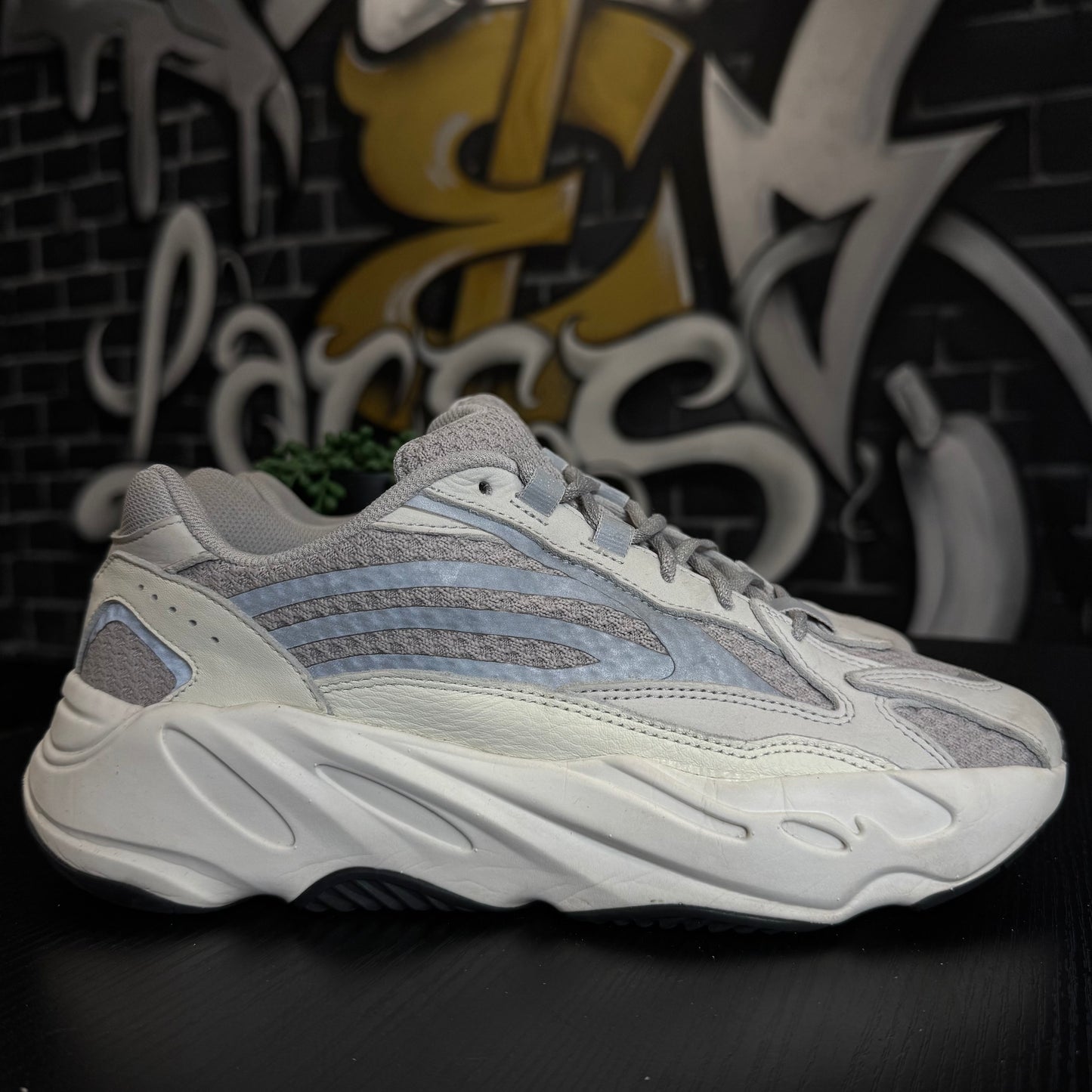 Yeezy 700 V2 Static