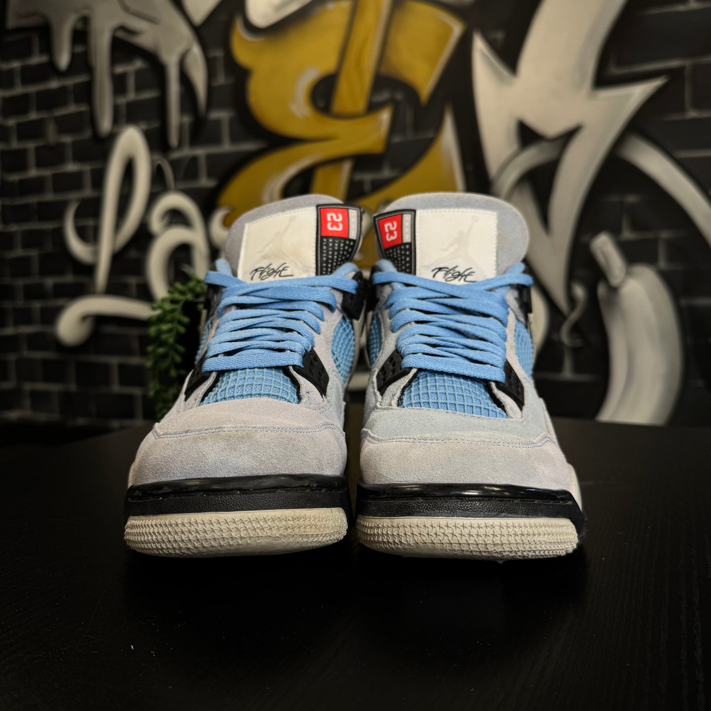 Jordan 4 University Blue