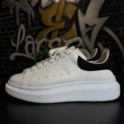 Alexander McQueen Oversized Sneakers Crocodile Suede Black