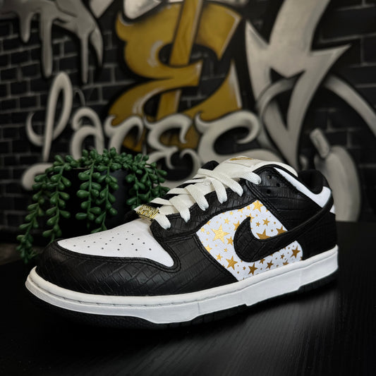 Nike SB Dunk Low Supreme Stars Black