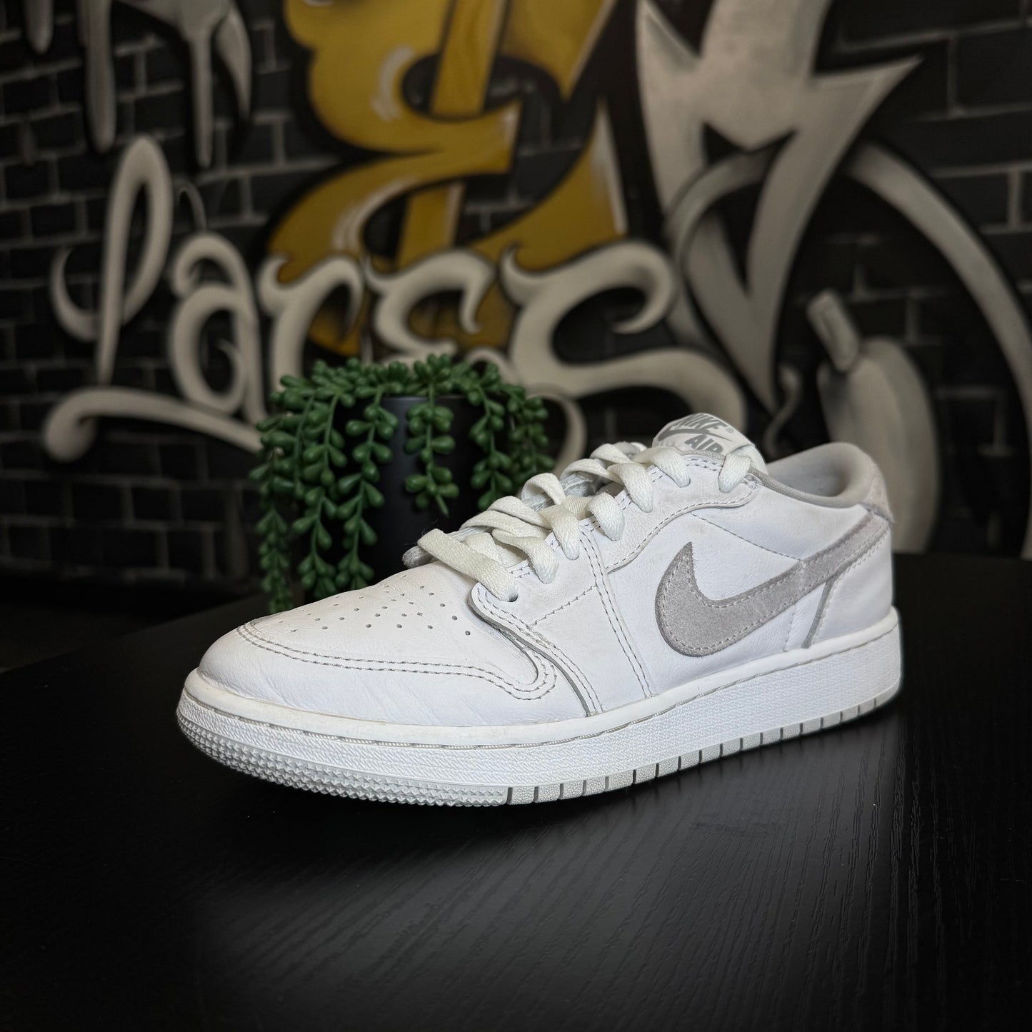 Jordan 1 Low OG Neutral Grey