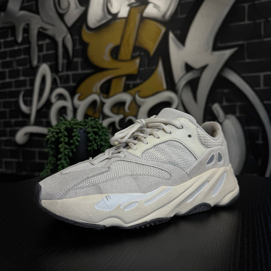 Yeezy 700 V1 Analog