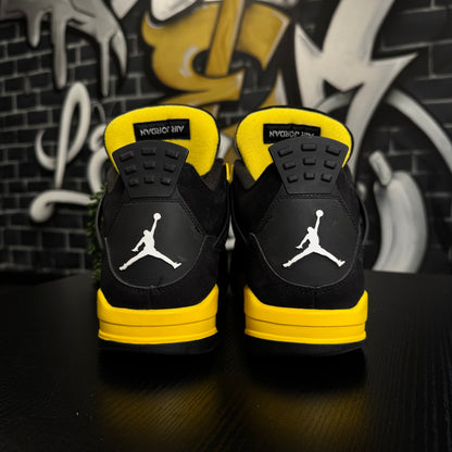 Jordan 4 Thunder