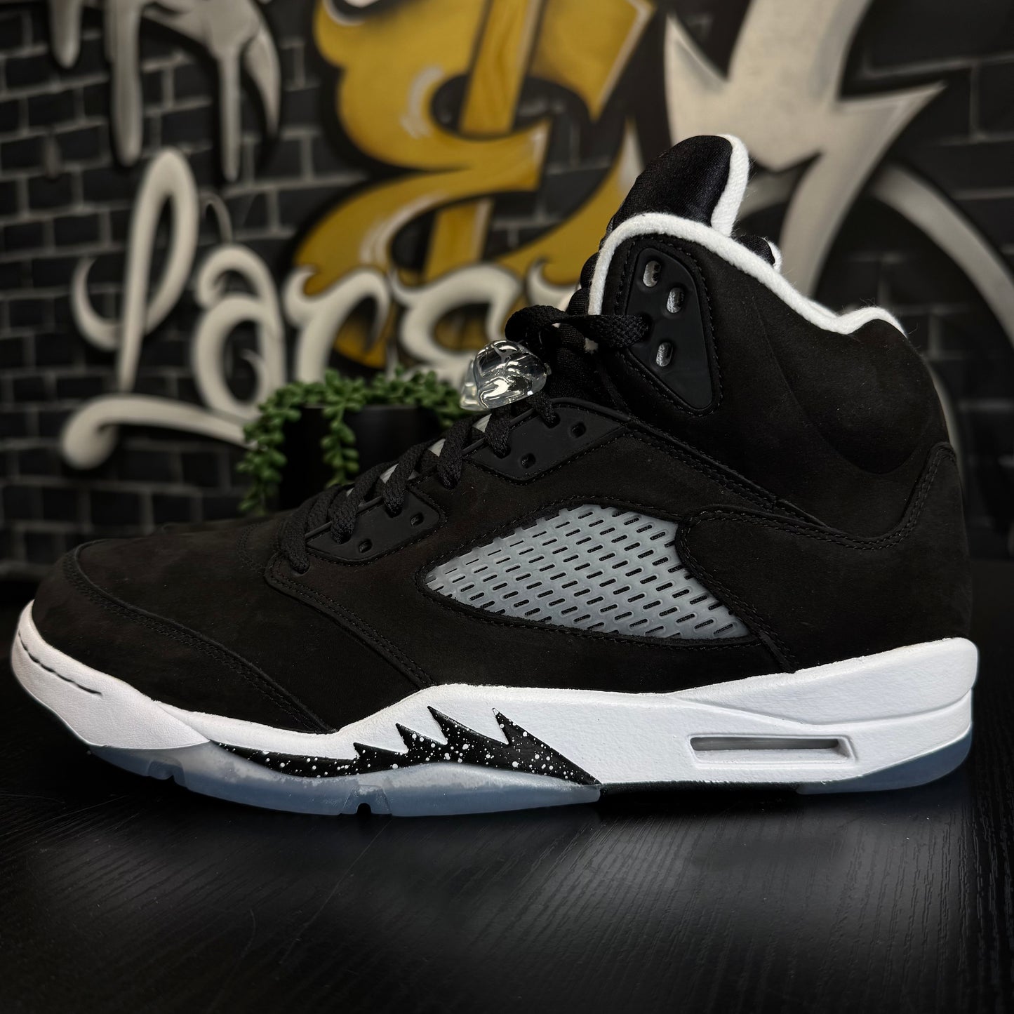 Jordan 5 Moonlight (2021)