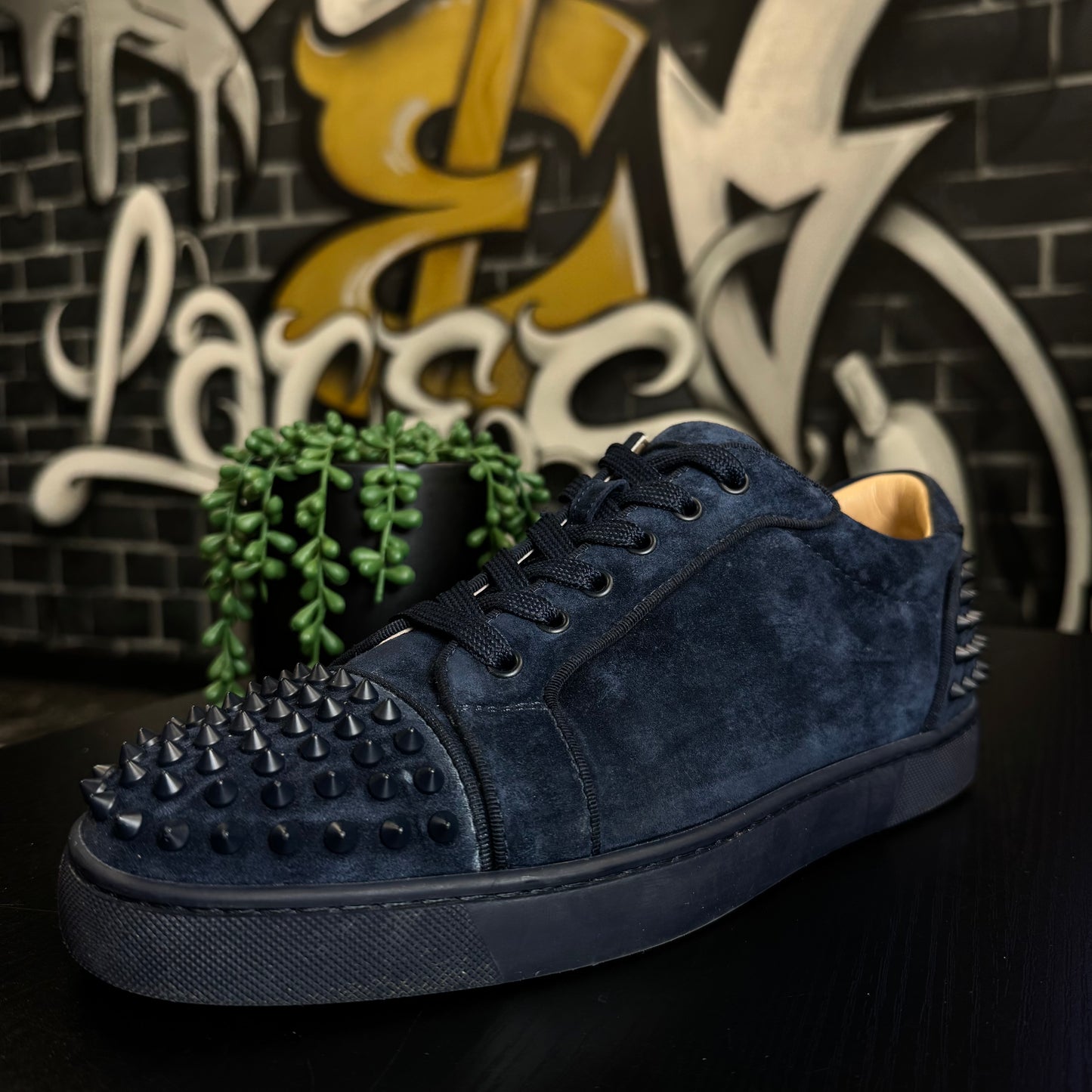 Louboutin Louis Junior Spikes Low Suede Navy