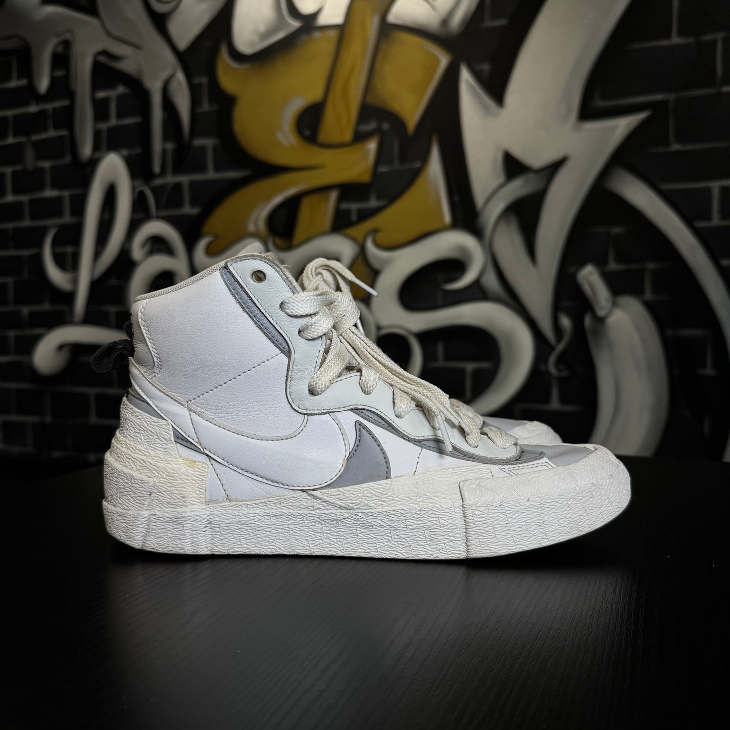 Nike Blazer Sacai Mid White Grey