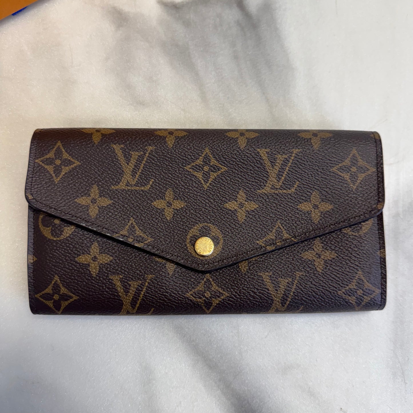 Louis Vuitton Sarah Wallet Poppy Monogram