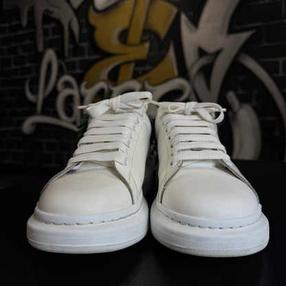 Alexander McQueen Oversized Sneakers Crocodile Suede Black