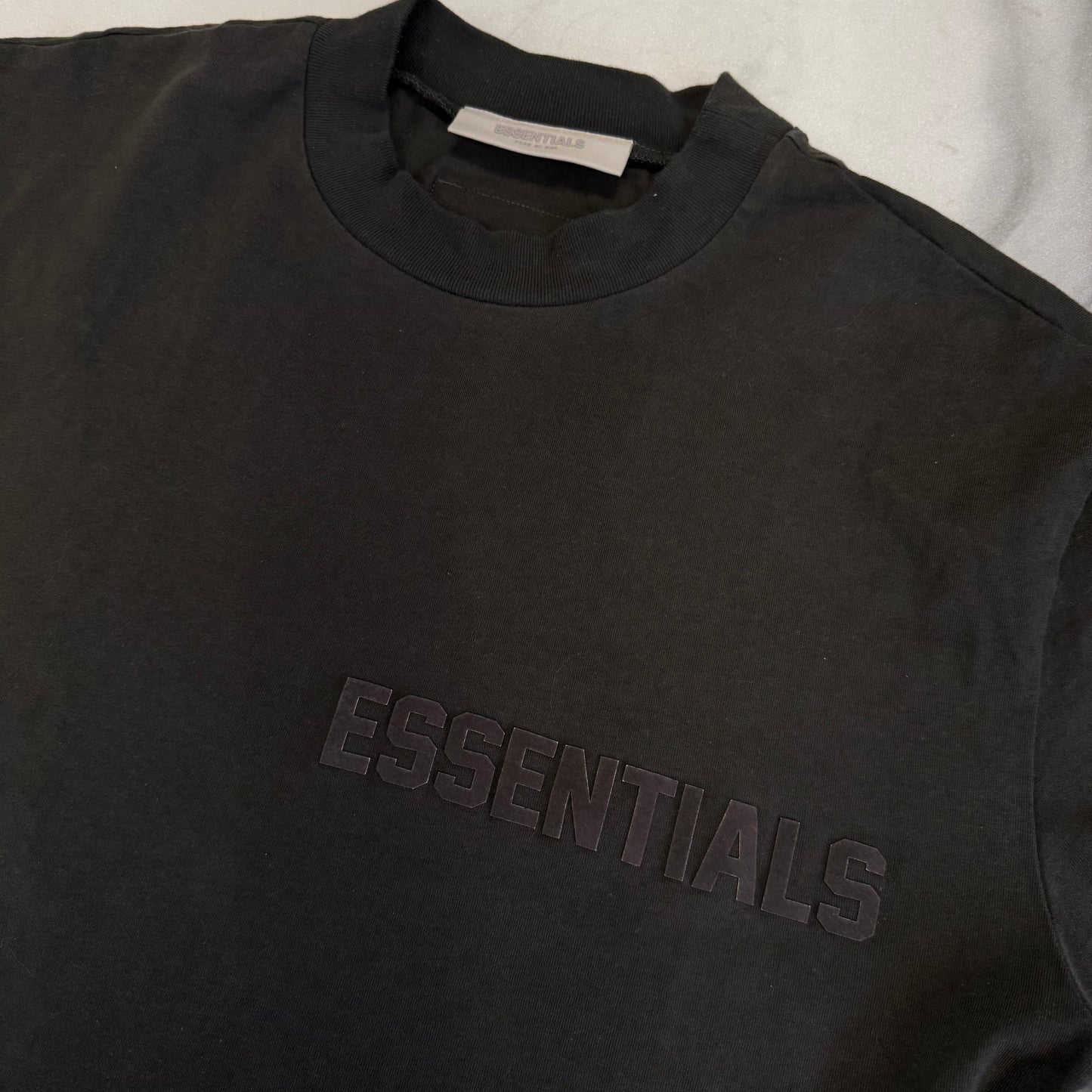 Essentials Tee Off Black