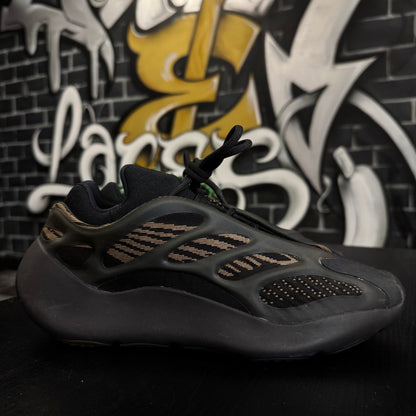 Yeezy 700 V3 Clay Brown
