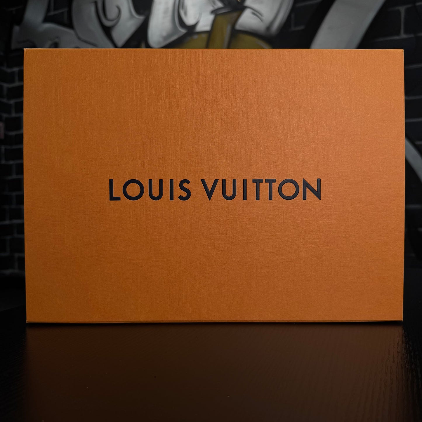 Louis Vuitton Trainer White Red LV Arrow Logos