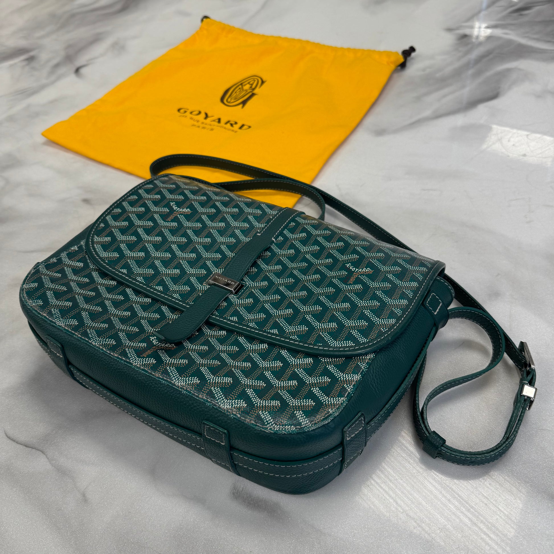 Goyard Belvedere MM Green Messenger Bag – Lines Laces