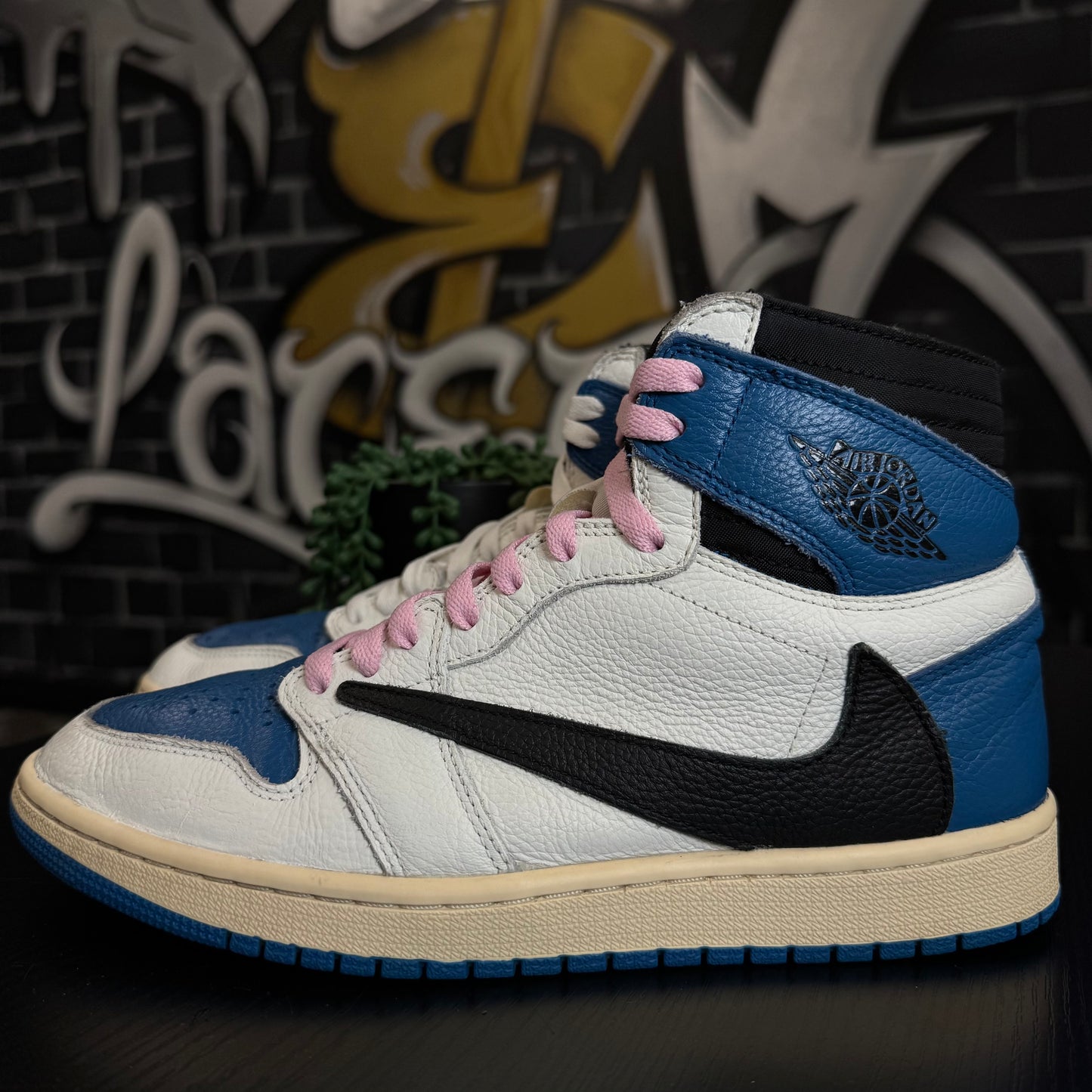 Jordan 1 High SP Travis Scott Fragment