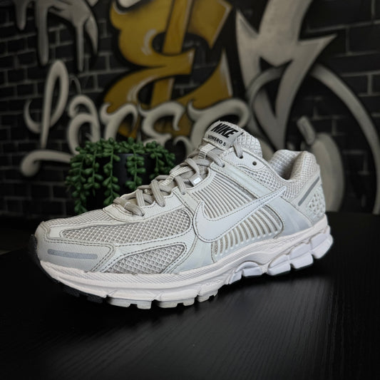 Nike Zoom Vomero 5 Vast Grey