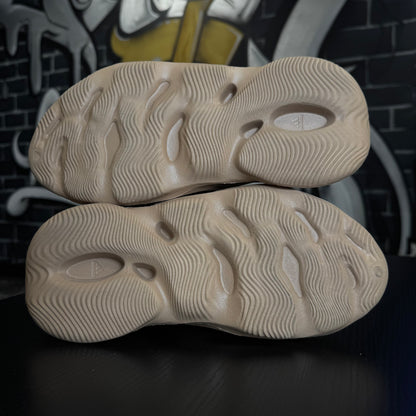 Yeezy Foam RNNR Ochre