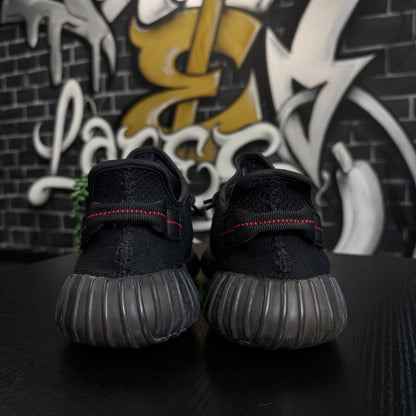 Yeezy 350 V2 Bred
