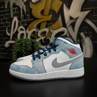 Jordan 1 Mid SE French Blue