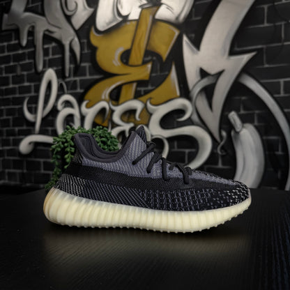 Yeezy 350 V2 Carbon