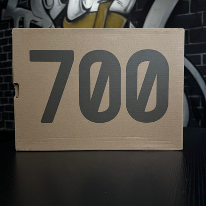 Yeezy 700 V2 Vanta