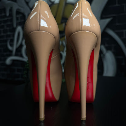 Louboutin Heels Highness Peep Toe Tan