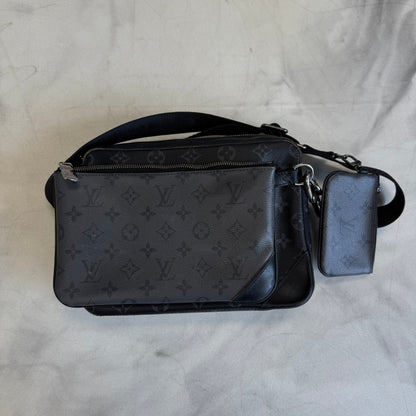 Louis Vuitton Trio Messenger Bag