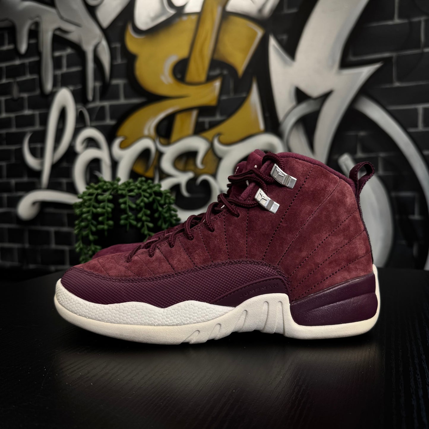 Jordan 12 Bordeaux