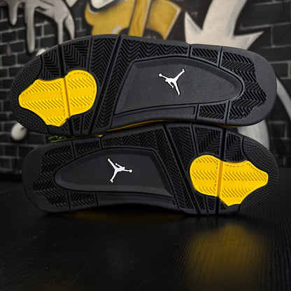 Jordan 4 Thunder