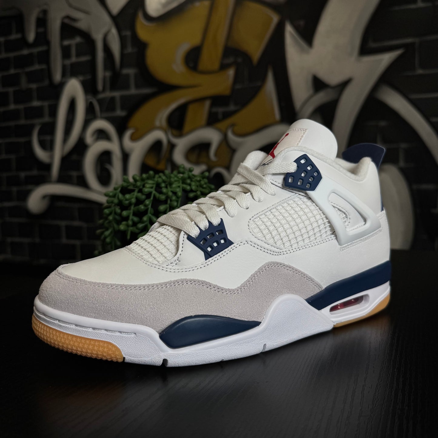 Jordan 4 SB Navy
