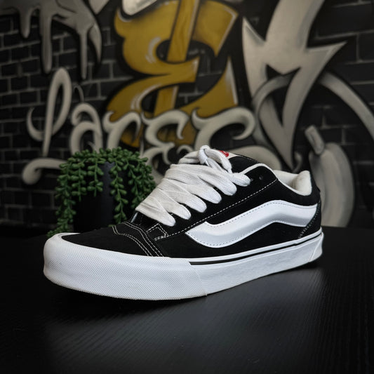 Vans Knu Skool