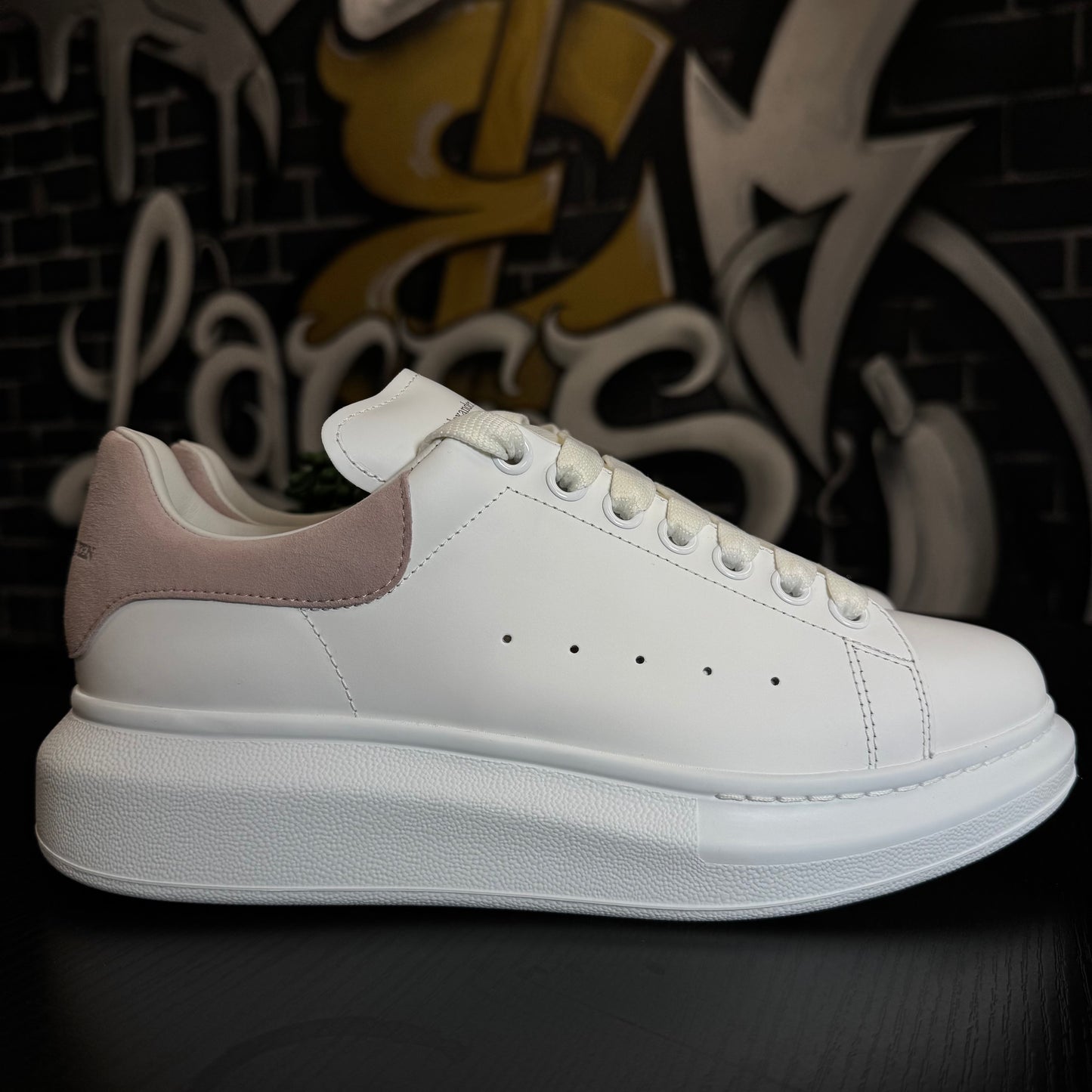 Alexander McQueen Oversized Sneakers Patchouli