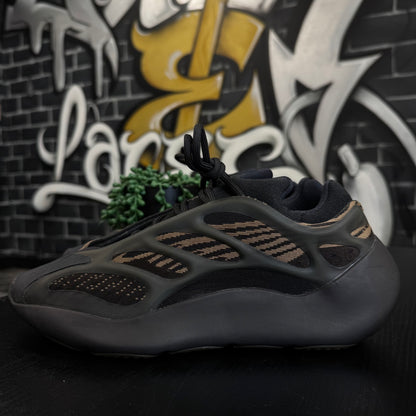 Yeezy 700 V3 Clay Brown