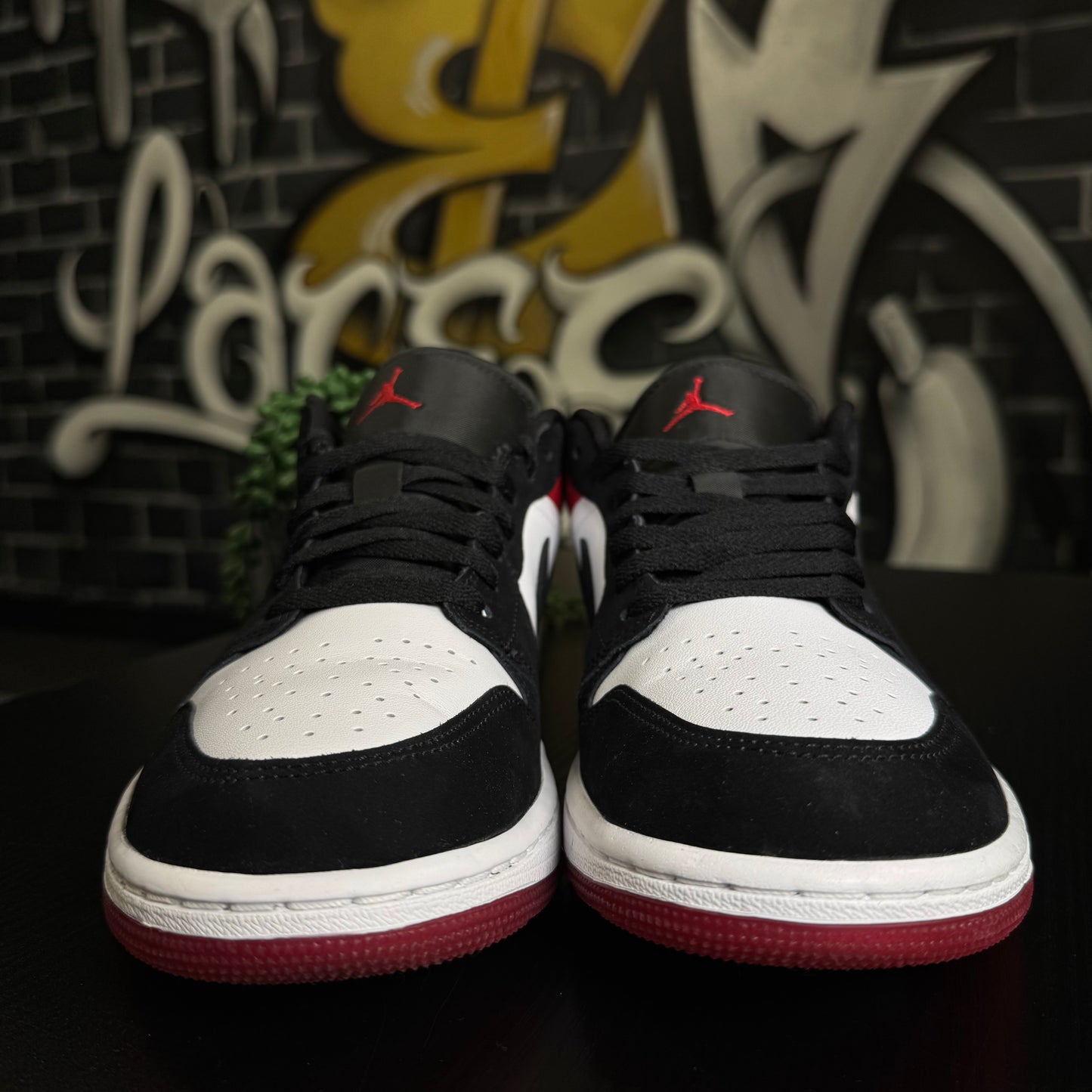 Jordan 1 Low SE Black Toe (2025)