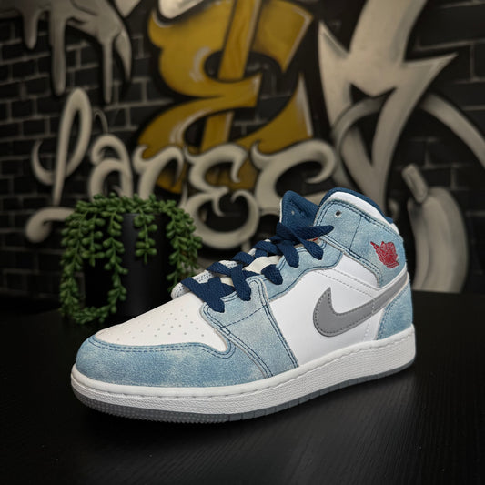 Jordan 1 Mid SE French Blue